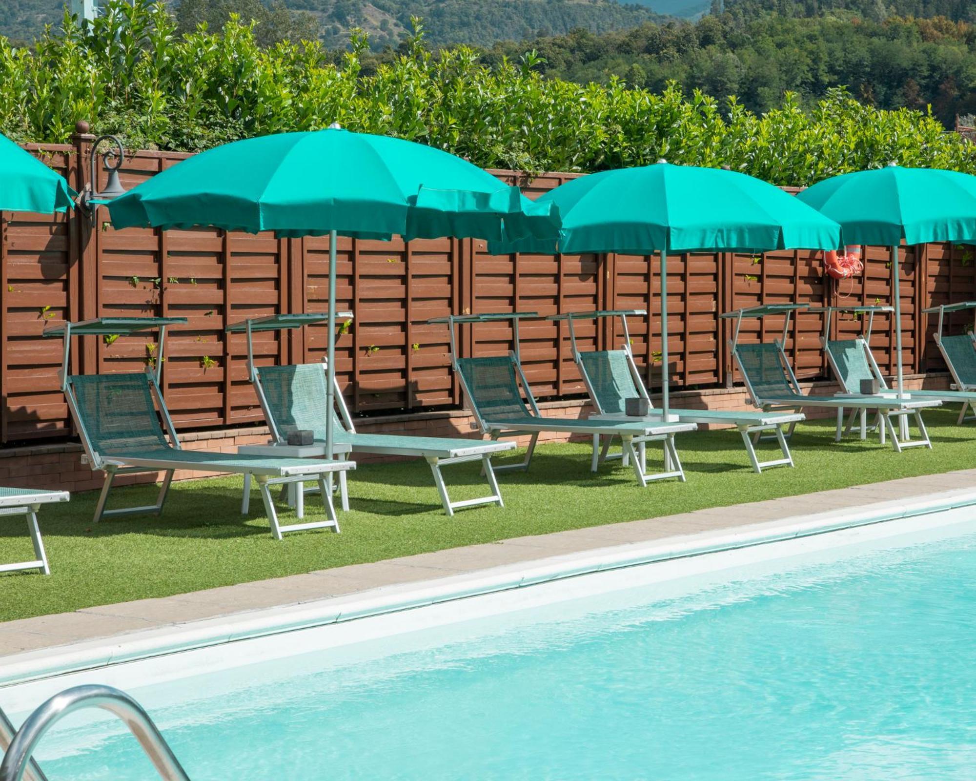 Hotel Ristorante La Lanterna กัสเตลนูโอโว ดี การ์ฟาญานา ภายนอก รูปภาพ