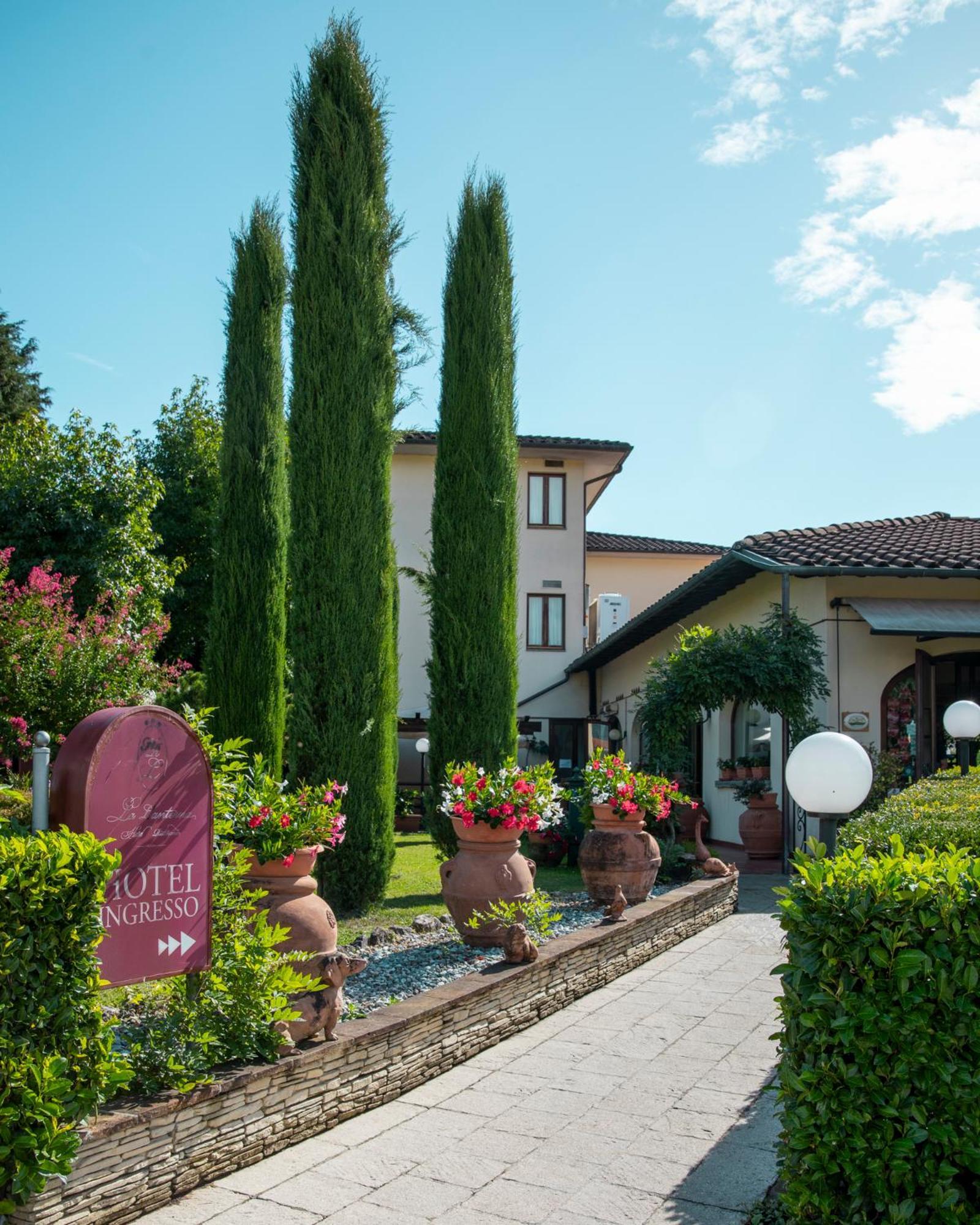 Hotel Ristorante La Lanterna กัสเตลนูโอโว ดี การ์ฟาญานา ภายนอก รูปภาพ