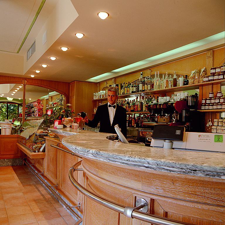 Hotel Ristorante La Lanterna กัสเตลนูโอโว ดี การ์ฟาญานา ภายนอก รูปภาพ