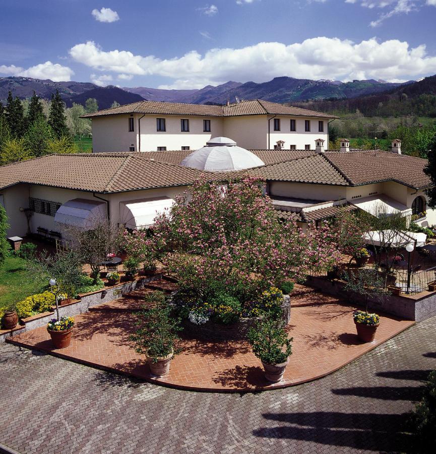 Hotel Ristorante La Lanterna กัสเตลนูโอโว ดี การ์ฟาญานา ภายนอก รูปภาพ